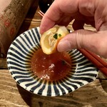 米家 - 鍋のスープ、ポン酢に橙を搾る