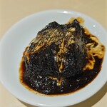 牛タンとおでんとクリスピー餃子　ひまわり［出汁］ - お通し