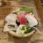 米家 - 刺身盛合せ1.5人前1,950円の半分