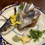イサバのかっちゃの店　肴町のらぷらざ亭 - さんまの刺身