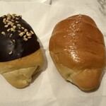 갓구운빵공장 - チョコパンと普通の塩パン