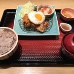 大戸屋 - 2015/01 大戸屋ランチ ご飯大盛り 620円（税込：669円）をオーダー…以前（２年前）に比べてご飯の量が減ったような気がするんですけど？？？？？？