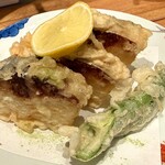 サバの駅 - 鯖の棒寿司の天ぷら