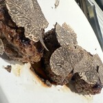 馬車道ハンバーグ - フォアグラトリュフハンバーグ