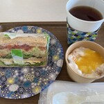 コウジ サンドイッチ - 