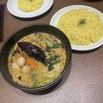 SOUP CURRY KING - 広島牡蠣と冬野菜カリー（¥1680）