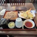 自然薯とそばの店 高尾の桜 - 