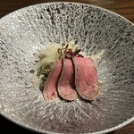 鉄板焼き 牛鳴 - 和牛のお造り