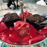 Tiffany Blue Box Café - 