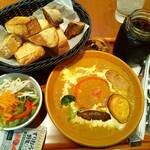 グルマンヴィタル 垂井本店 - カレーランチセット