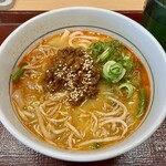 なか卯 - 料理写真:「たっぷり野菜の担々うどん（並）」690円也。税込。