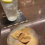 明神下 蕎麦 おしん - お通しのそばチップス