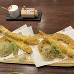 明神下 蕎麦 おしん - 海老天婦羅盛合わせ