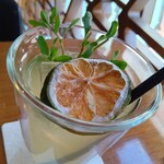 INTERSECT BY LEXUS - 