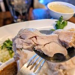 カオマンガイ専門店 Pui - 