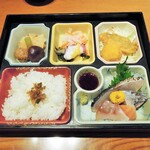旬味和膳　季乃庄 - 季節弁当