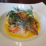 ビストロ ダイア - 2014冬　メイン　北海道産マダラのポワレ　アサリとサフランのクリームソース