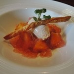 ビストロ ダイア - 2014冬　デザート　長野県産りんごのキャラメリゼ　アップルパイ仕立て　シナモンのアイス添え