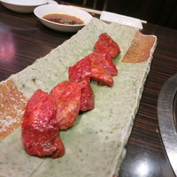 蔓牛 - お肉〜