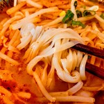 ナーラック - トムヤムクンラーメン (日曜ランチ)