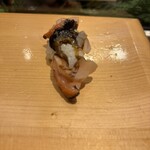 江戸政 - サザエ握り