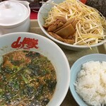 山岡家 - 料理写真: