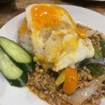 アジアンダイニング　ヤミー - 