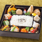 特選弁当 煌