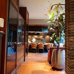 WITH THE STYLE ステーキハウス ミディアムレア - 入口