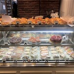 ブランジュリー パリの空の下 - 