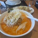 日高屋 - 料理写真:ピリ辛とんこつネギ