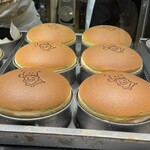 りくろーおじさんの店 新幹線改札内店 - 