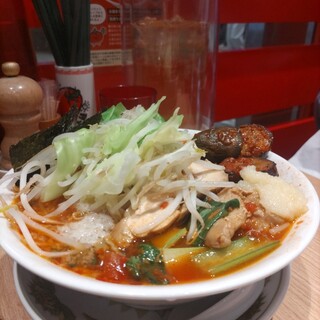 太陽のトマト麺_0