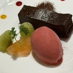 ラ・トリロジー - 