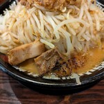 みそら - 味噌次郎 　ハーフ  デフォルト具材は茹でモヤシ多し。
