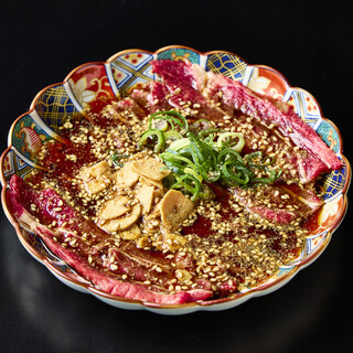 一頭買いで希少部位までリーズナブル◉オレイン酸たっぷり近江牛