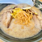 牧場ラーメン - とうがらし麺