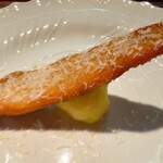 名前のないイタリア料理店 - 鰻とチーズが効いたポテト。