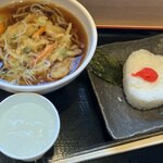 吉そば - 料理写真:天玉蕎麦とおにぎり