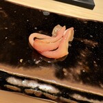 鮨 さんじ - 赤貝ひも