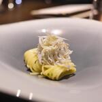 LAT.34°N by 蒼 - フェデリーニは蒼さん得意のパスタ。そこにこのレストランは和歌山特産のしらすをあわせて。上質なしらすが蒼流のパスタにうまいこと合わすのに感心(^.^)