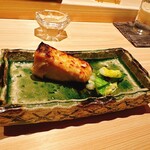 鮨 さんじ - メカジキ炭火焼き