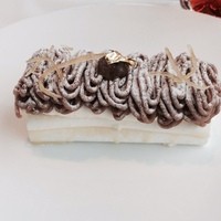 Benoit Alain Ducasse - メレンゲと栗のクリームでモンブラン～♪