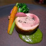 LAT.34°N by 蒼 - 天城産のシャモを詰め物のフランス料理風に。