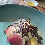 Trattoria esse - 寒ブリの炙り 源助大根のヴァポーレ サルサヴェルデ