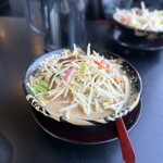 ハルピン 味噌らーめん 雷蔵 - 