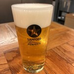 餃子といえば芭莉龍 - 黒ラベル　生ビール