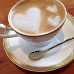 アートカフェ - カフェラテ。latte artが♡。テンションあがる♪