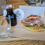 スターバックス リザーブ ロースタリー トウキョウ - 