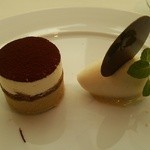 レストランひらまつ レゼルヴ - これも絶品！長野県産フロマージュブランのティラミスと
                                洋ナシのソルベ